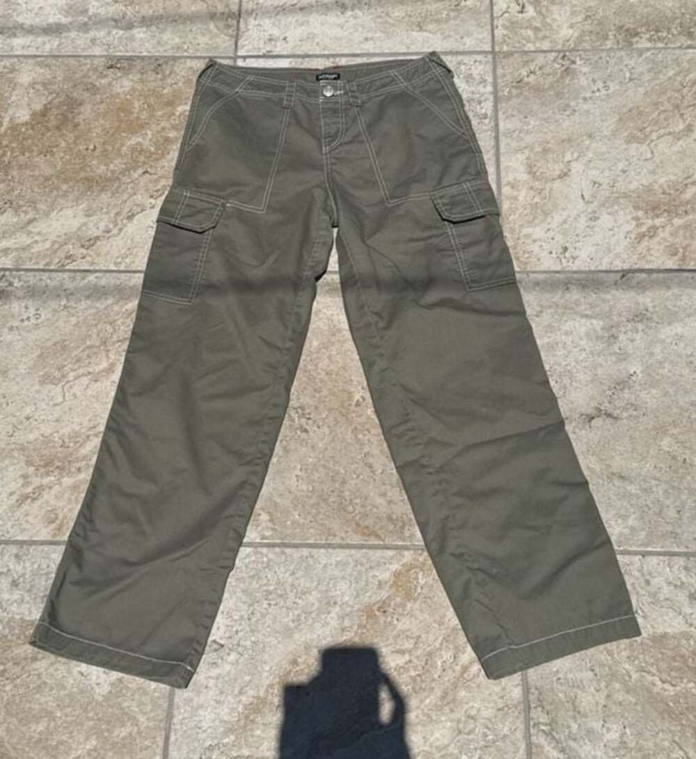 True Religion Brand Jeans Olive Green Contrast Stitch Cargo Pants